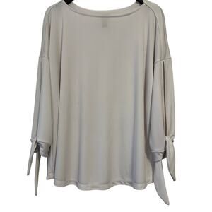Chicos Easywear 3 light gray 3/4 sleeves with open detailing & tie up cuffs